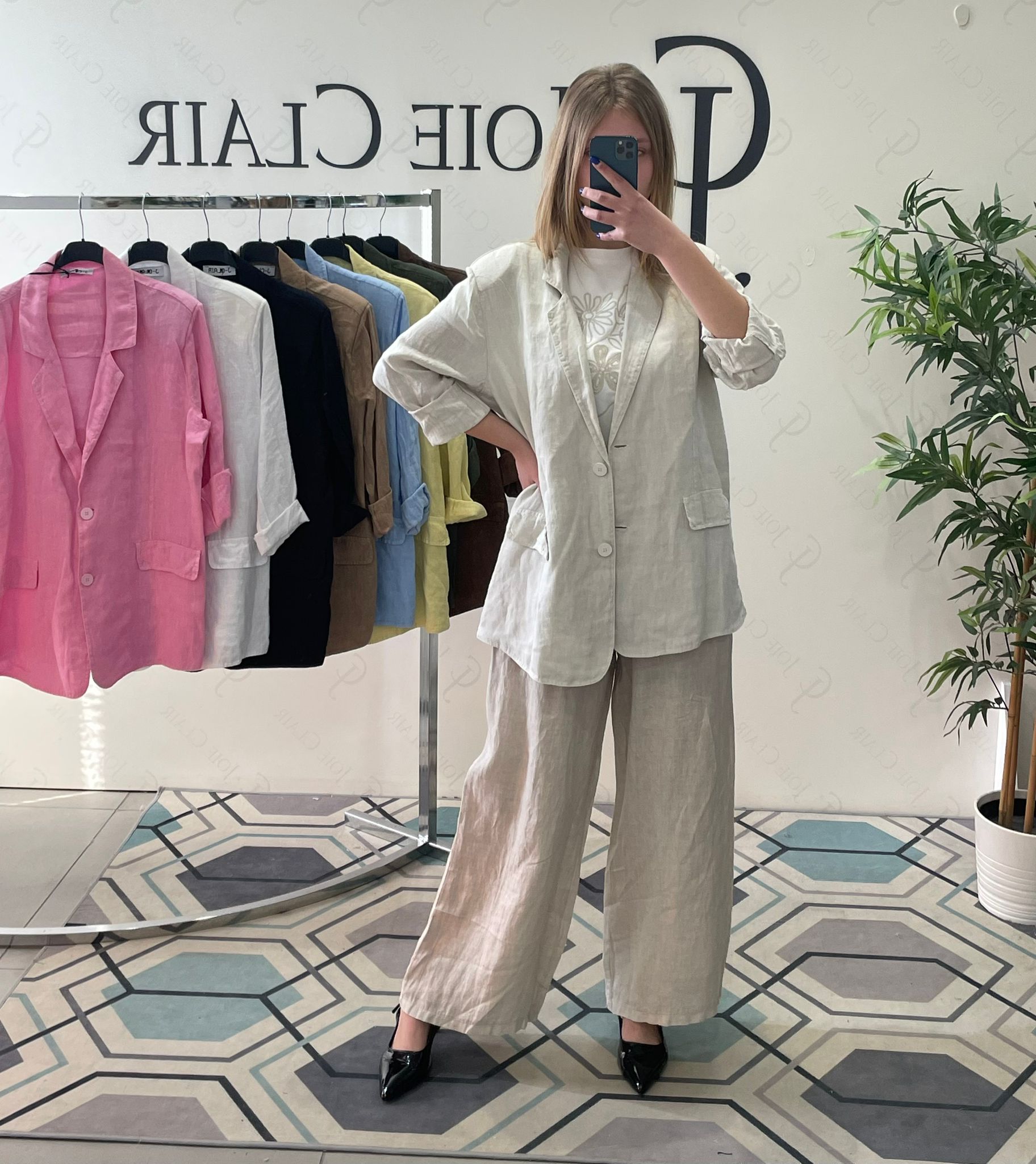 Фото Joie Clair (J-Clair)