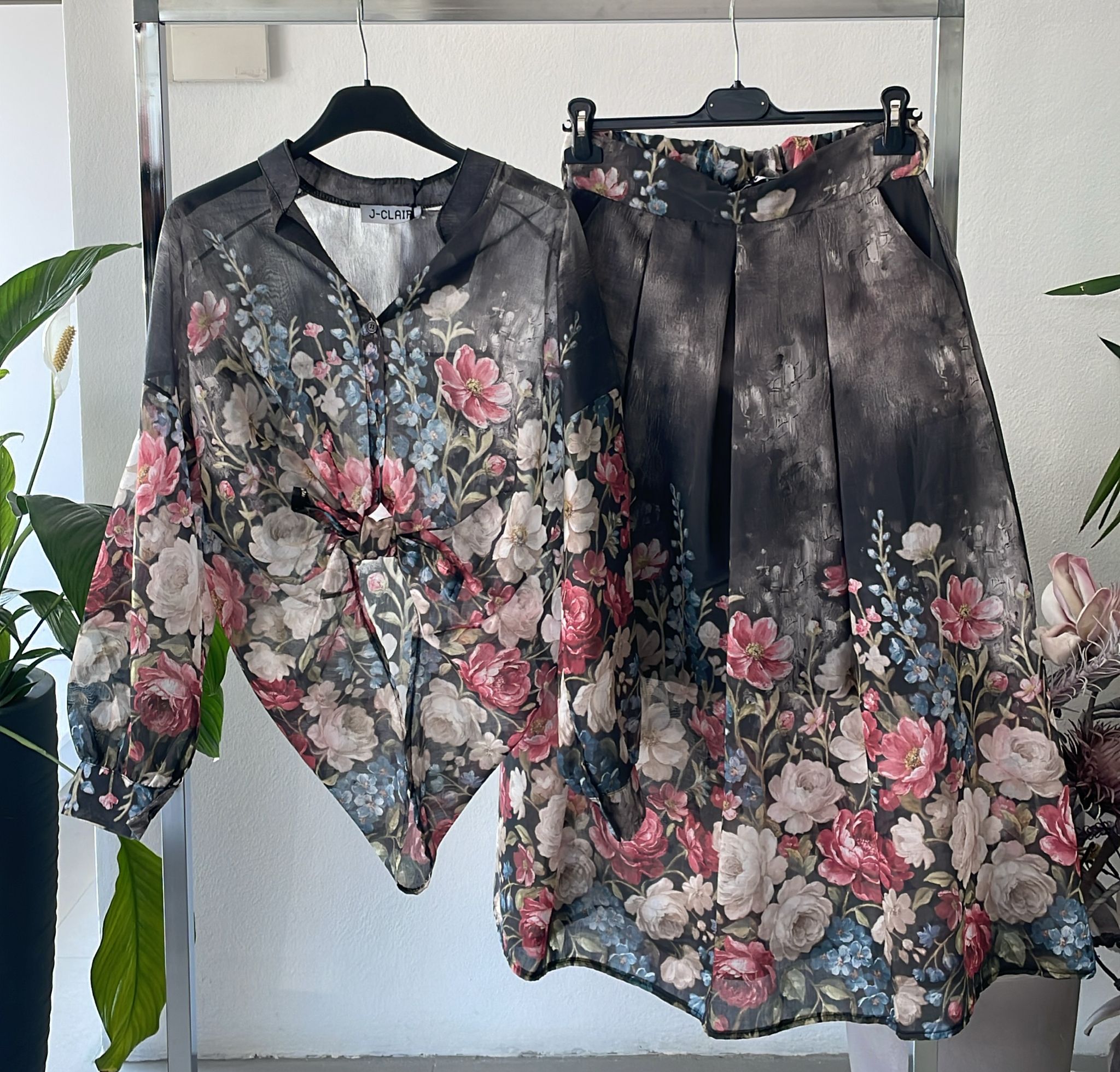 Фото Joie Clair (J-Clair)