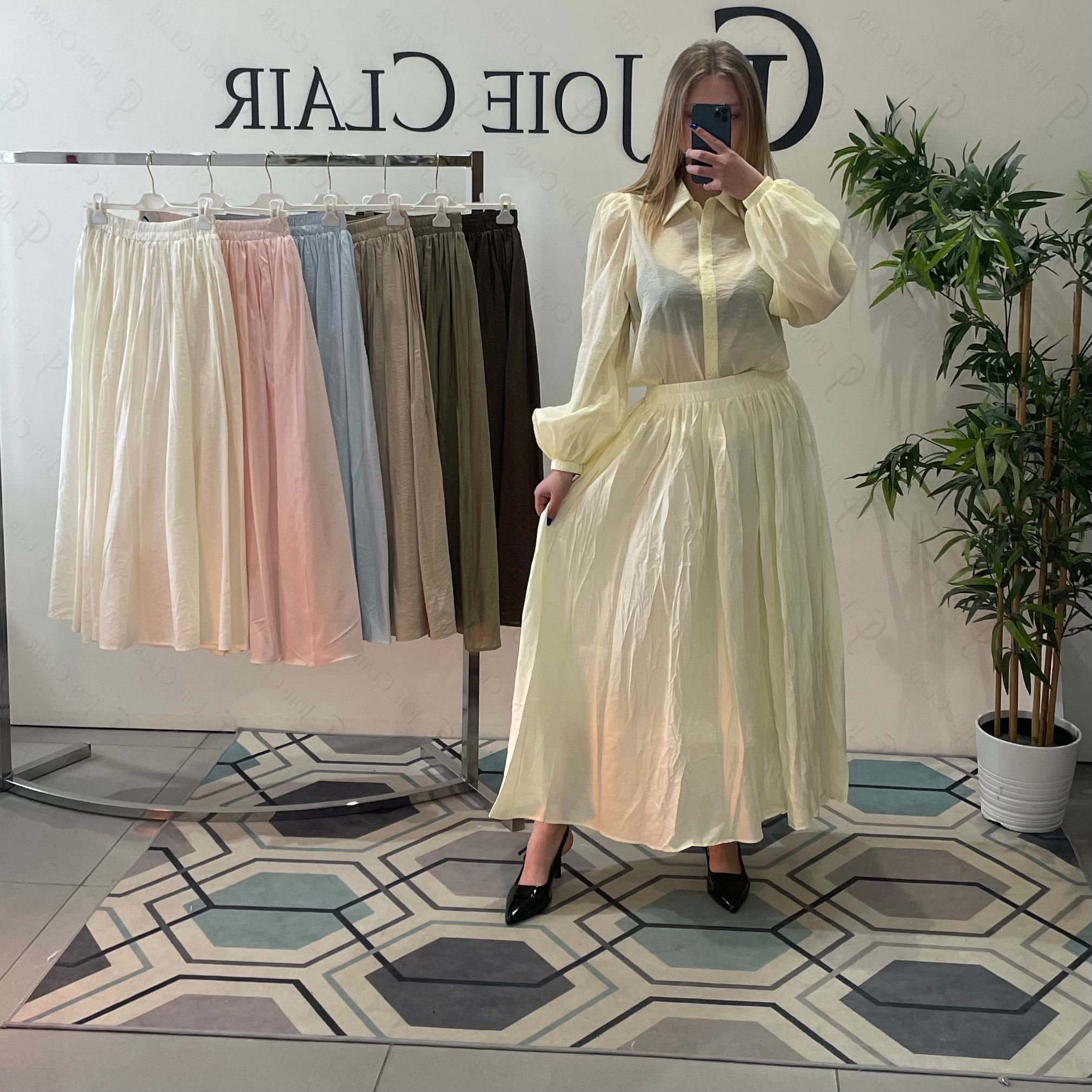 Фото Joie Clair (J-Clair)