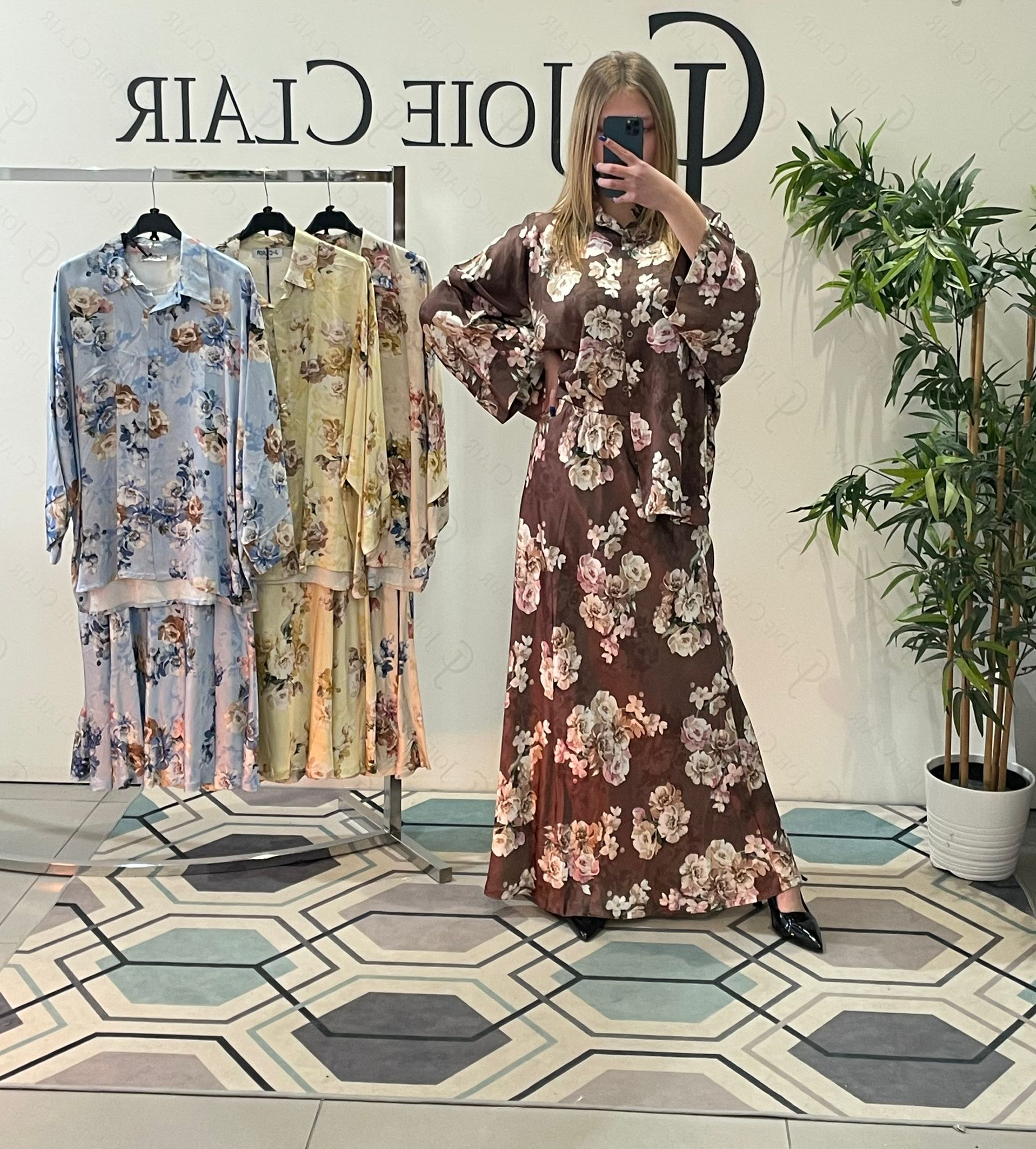 Фото Joie Clair (J-Clair)