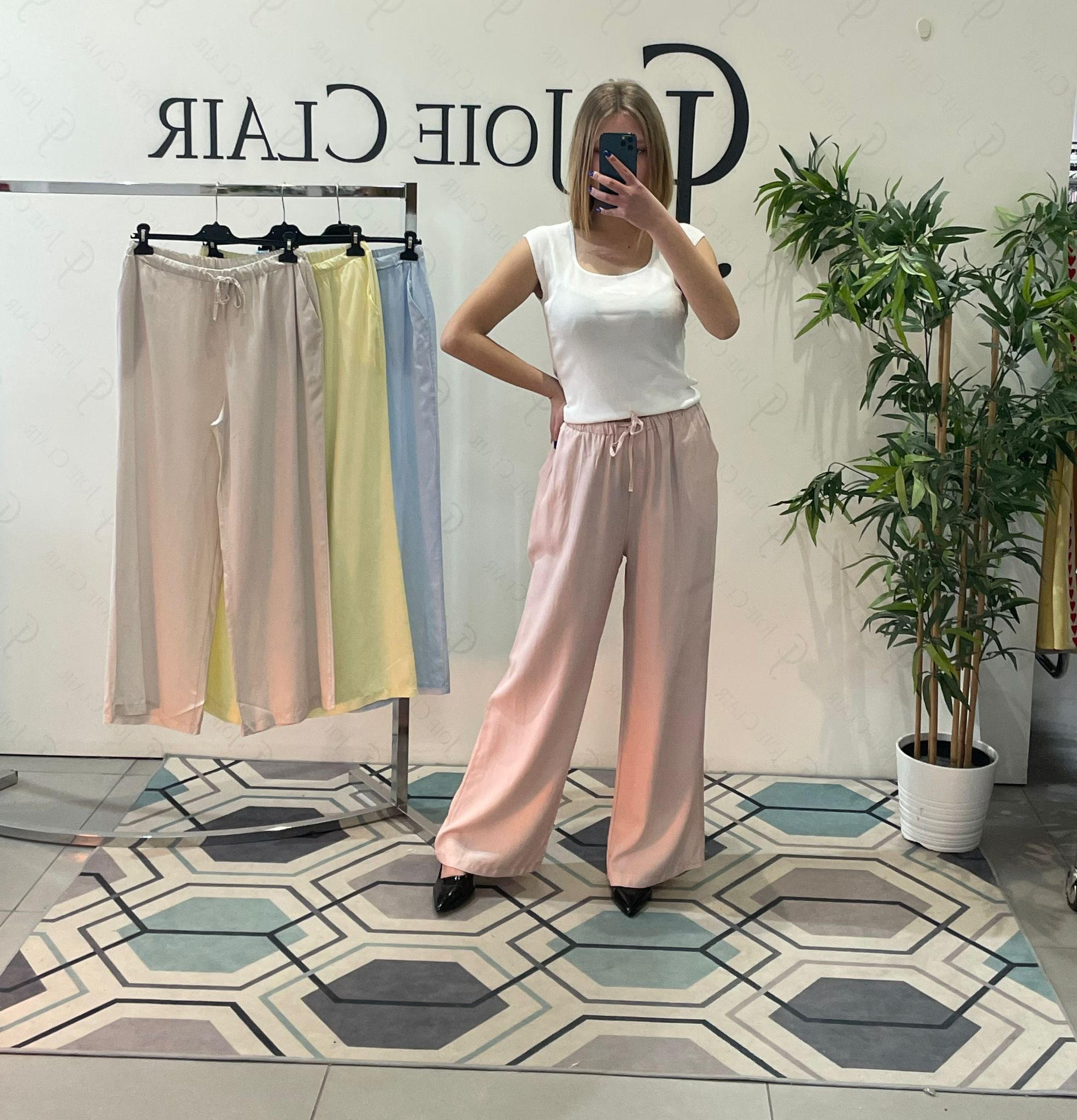 Фото Joie Clair (J-Clair)