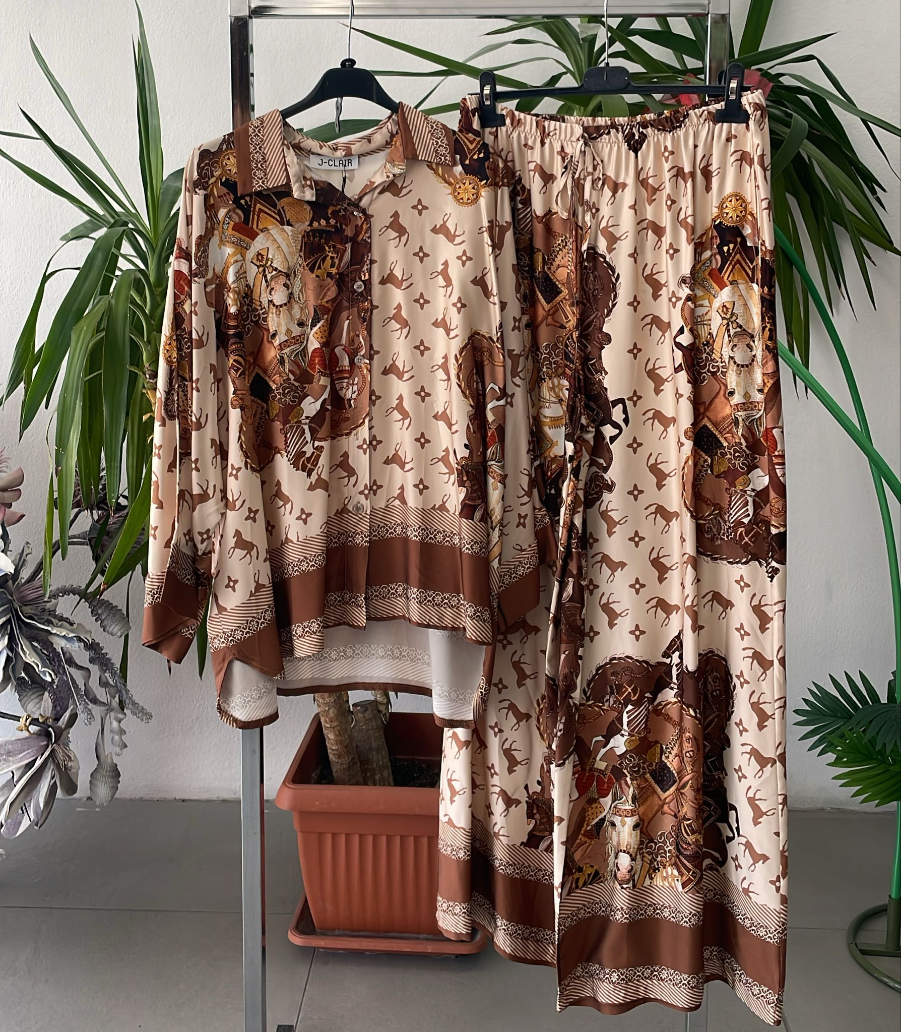 Фото Joie Clair (J-Clair)