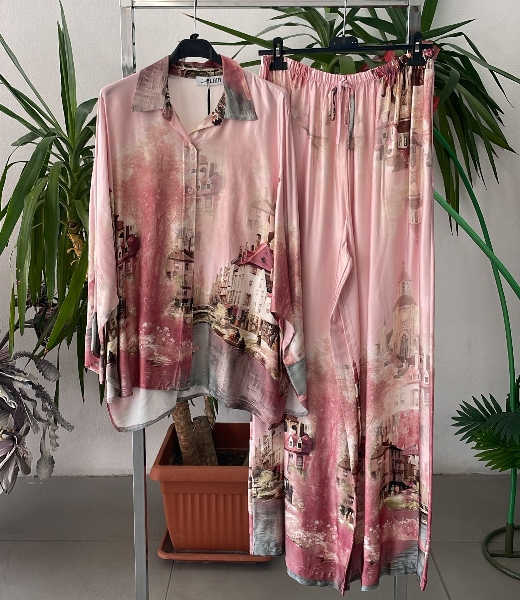 Фото Joie Clair (J-Clair)