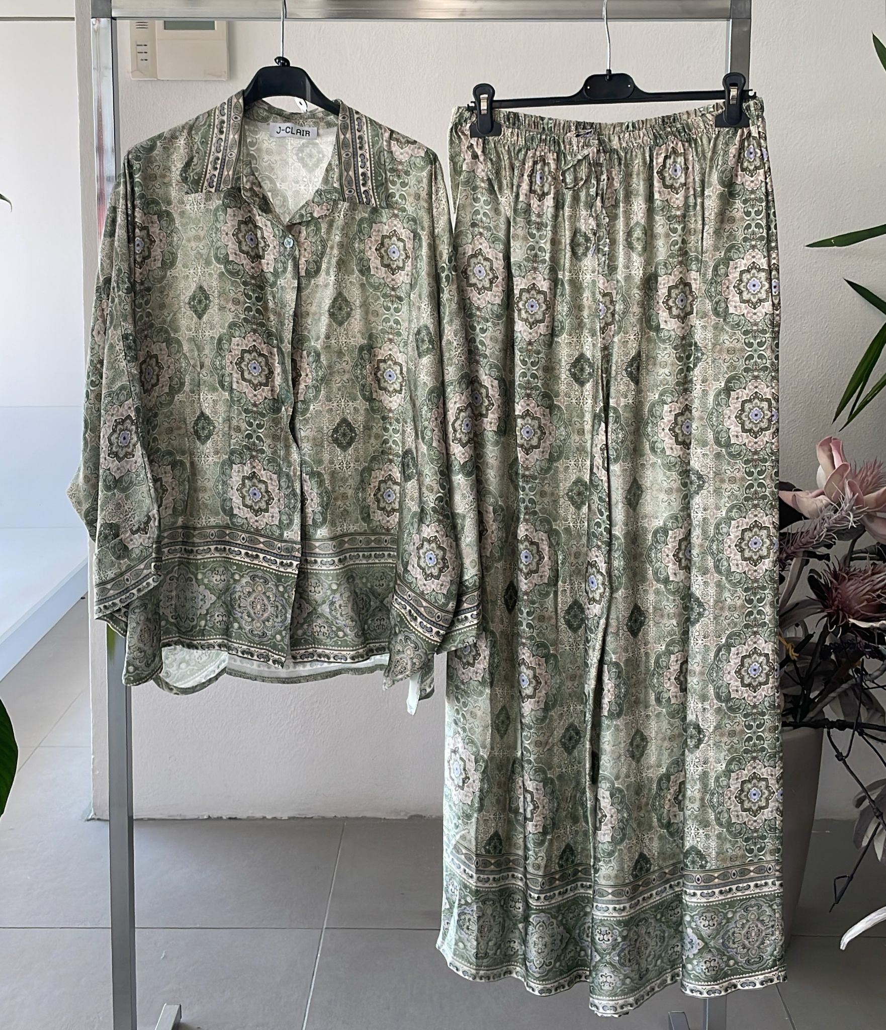 Фото Joie Clair (J-Clair)