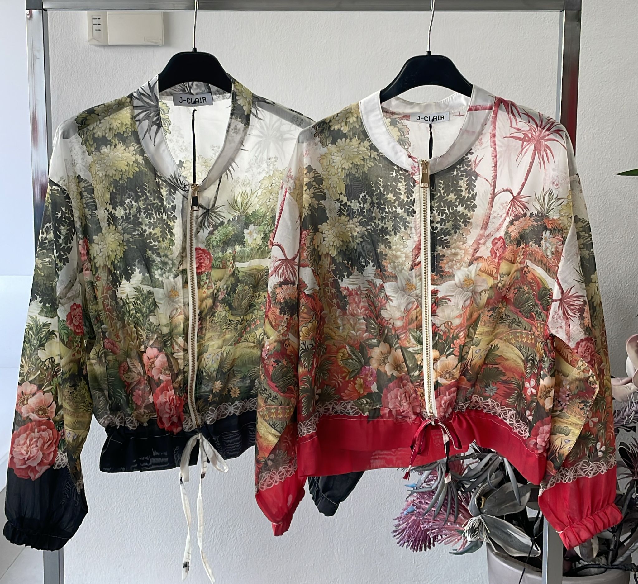 Фото Joie Clair (J-Clair)