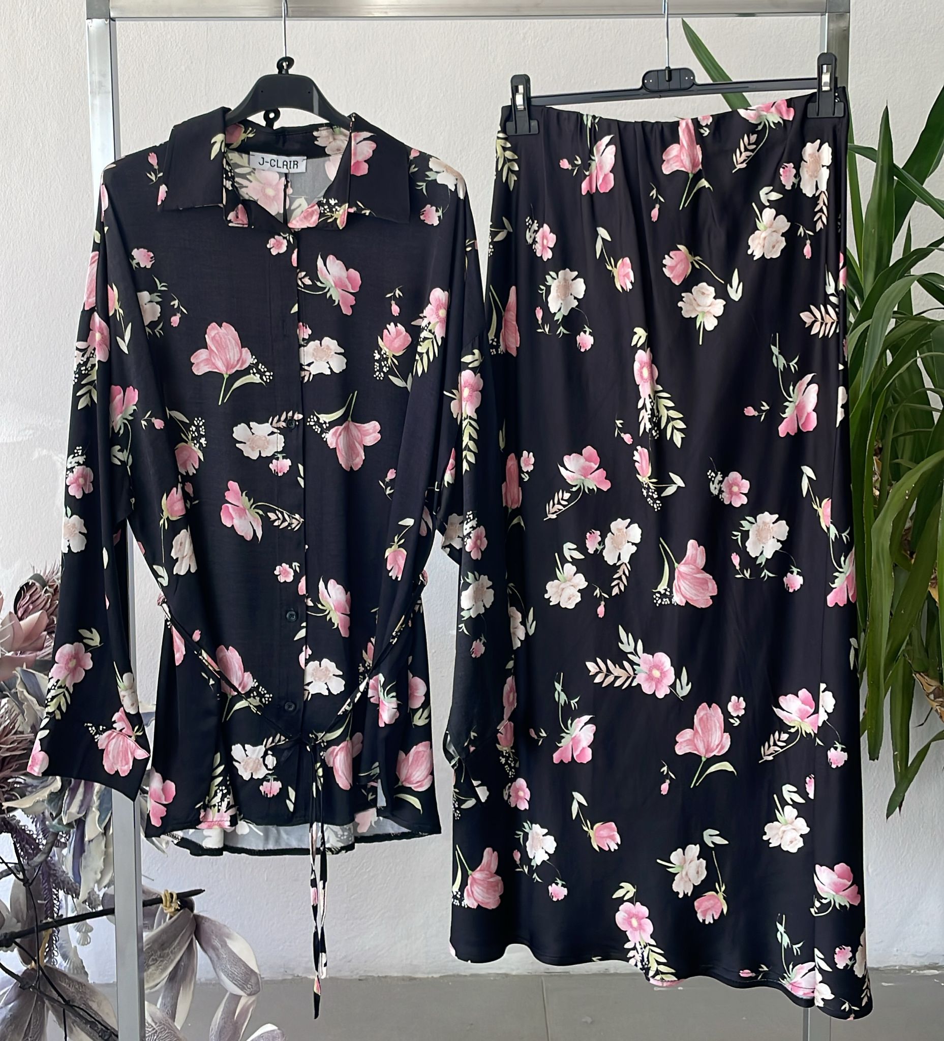 Фото Joie Clair (J-Clair)