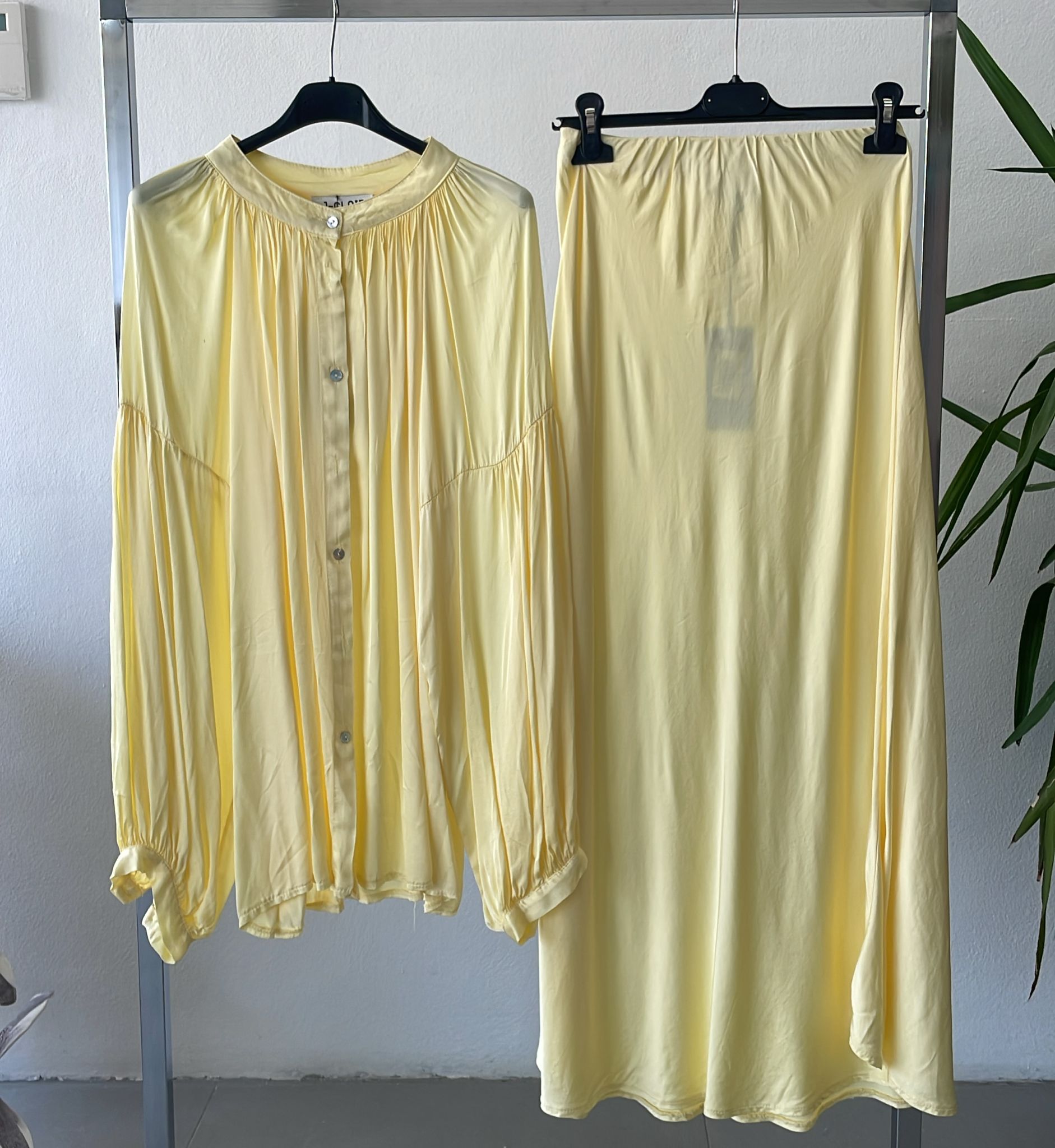 Фото Joie Clair (J-Clair)