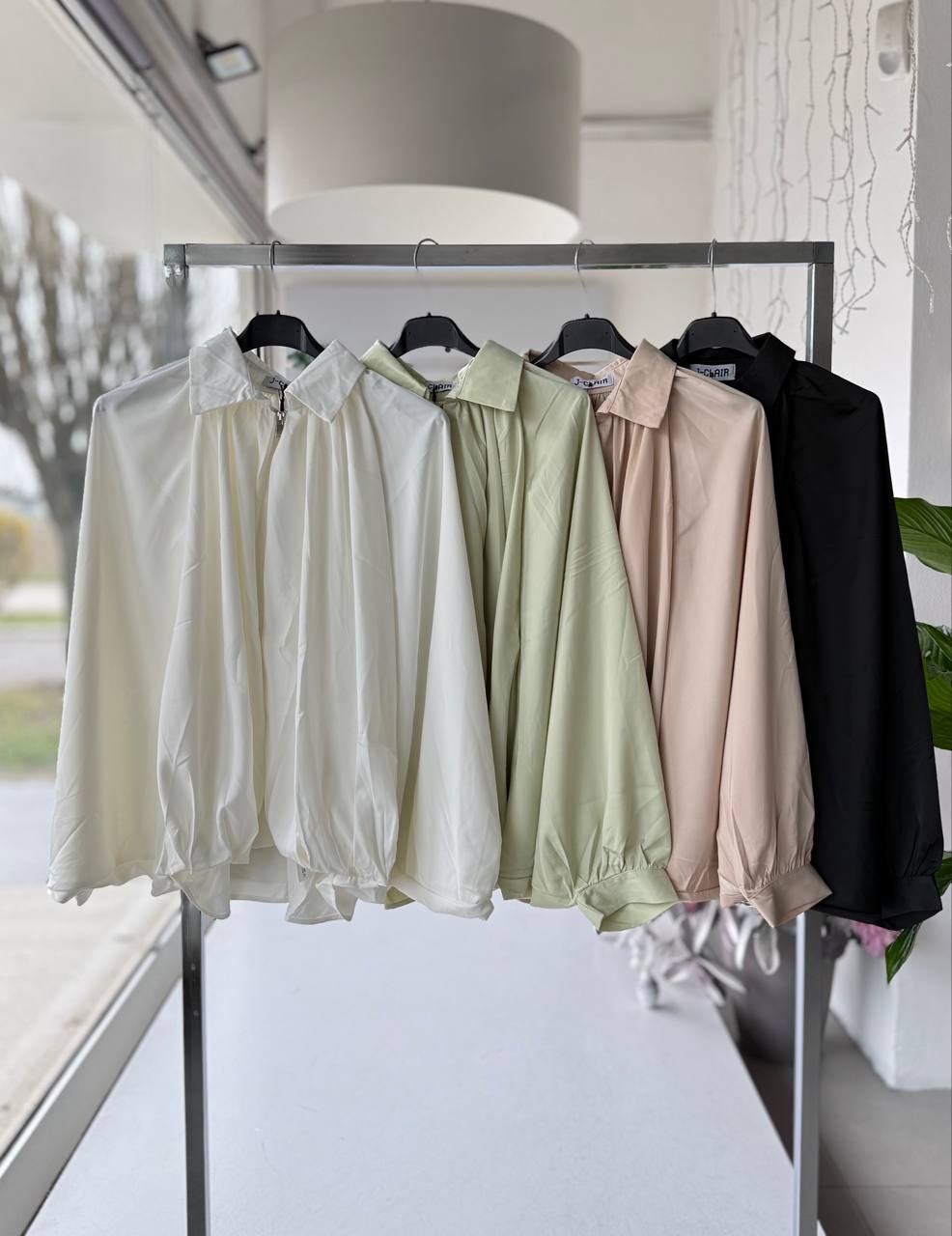 Фото Joie Clair (J-Clair)