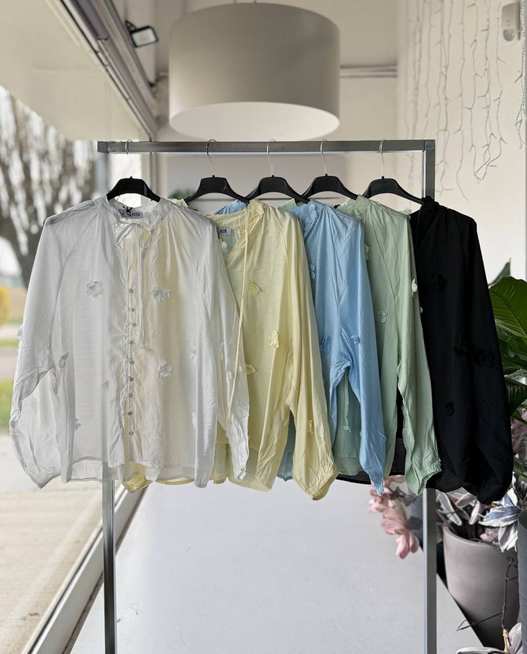 Фото Joie Clair (J-Clair)