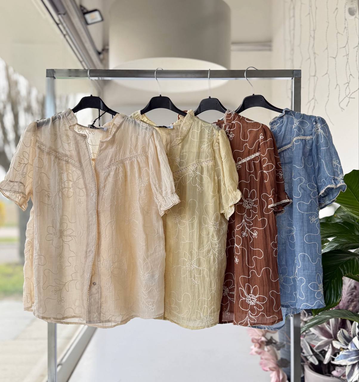 Фото Joie Clair (J-Clair)