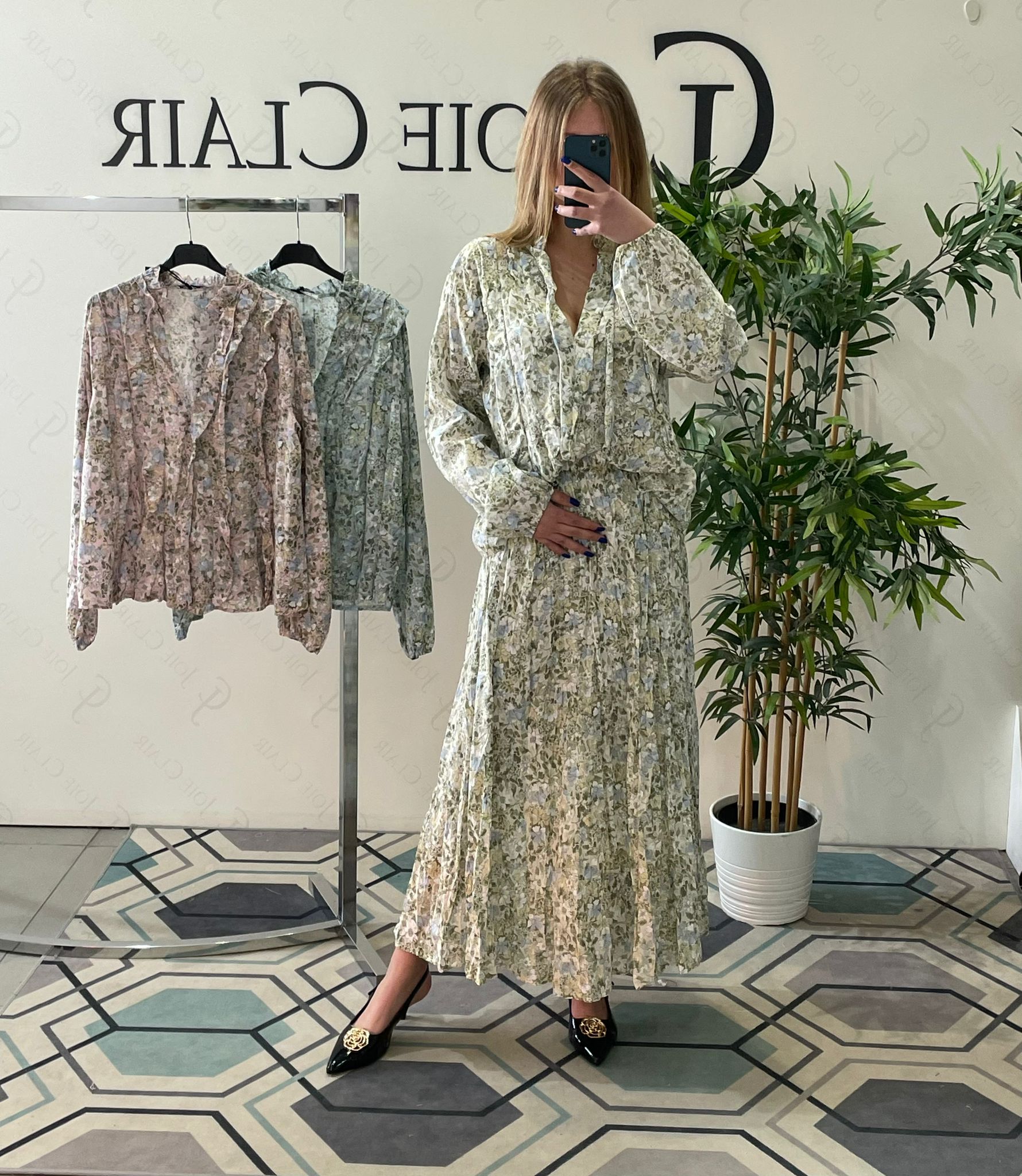 Фото Joie Clair (J-Clair)