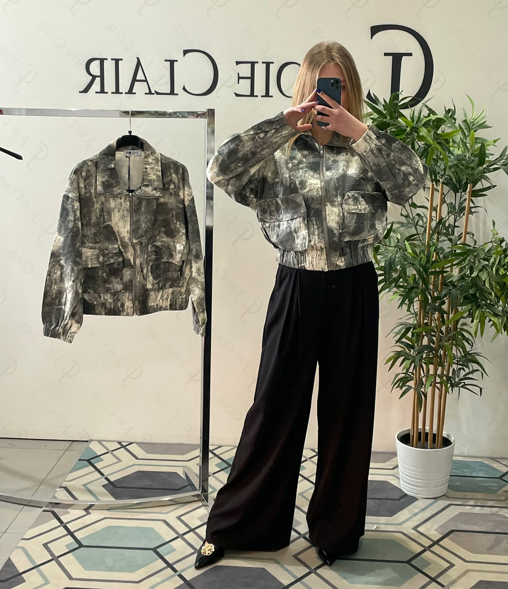 Фото Joie Clair (J-Clair)