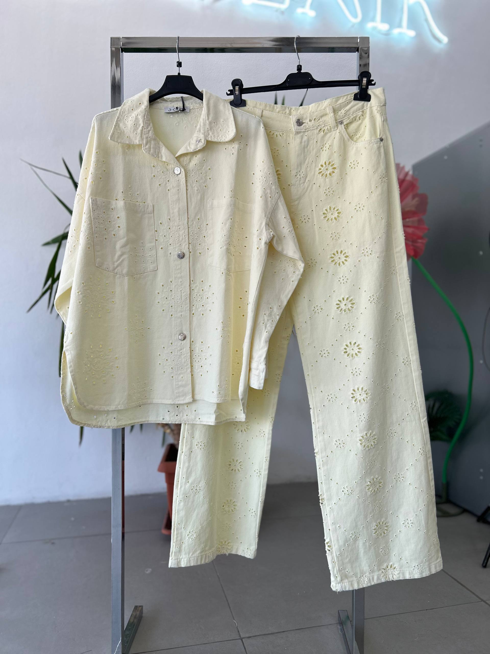 Фото Joie Clair (J-Clair)