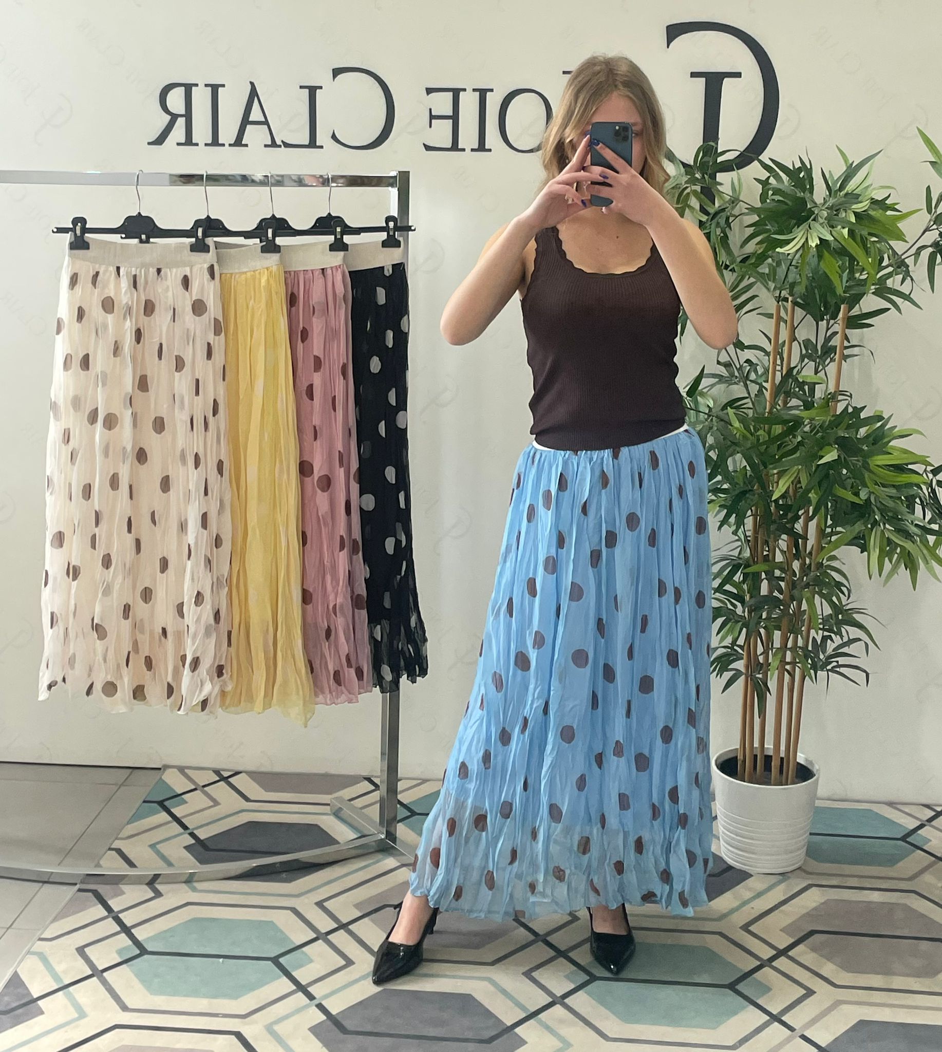 Joie Clair (J-Clair)