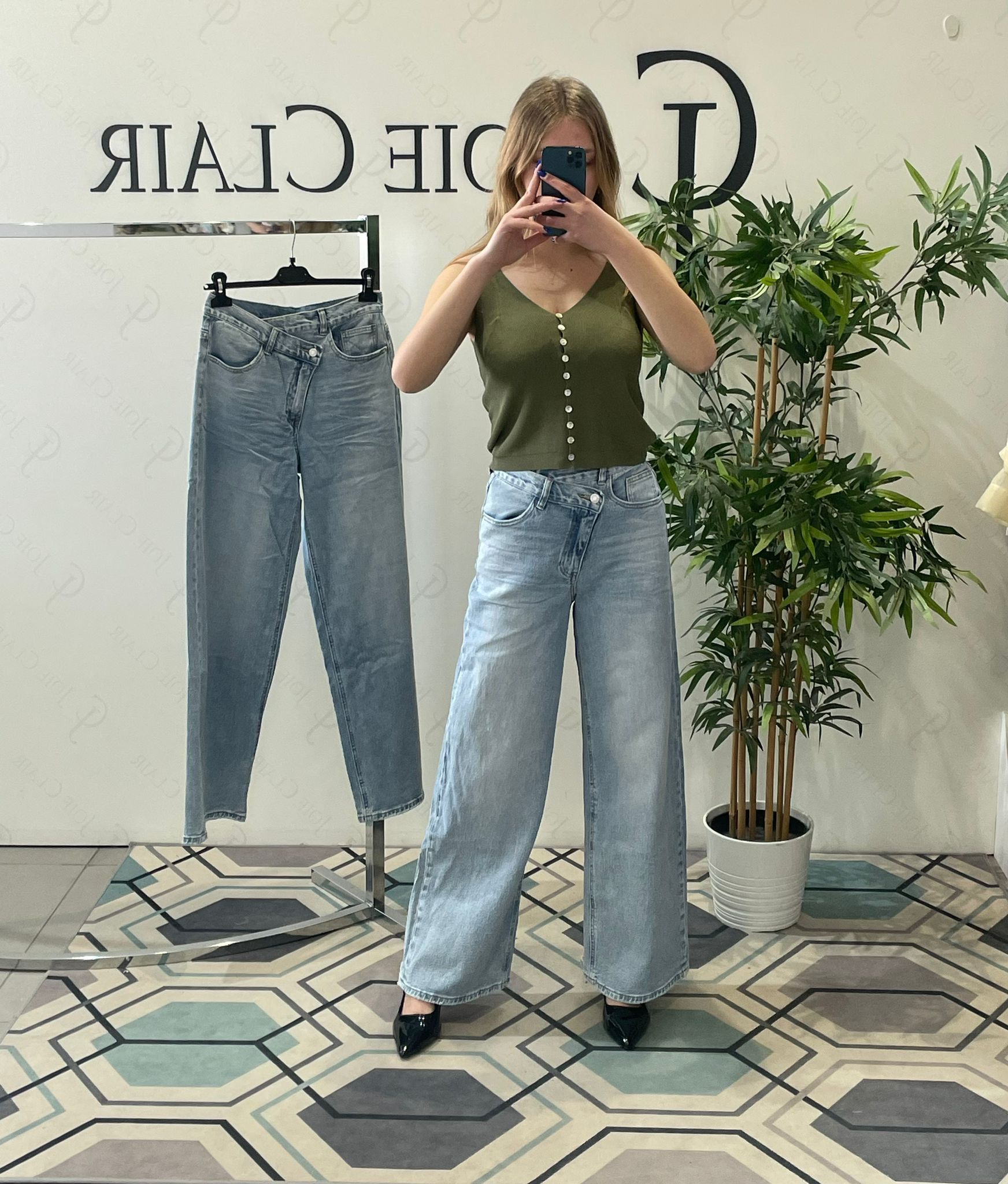 Фото Joie Clair (J-Clair)