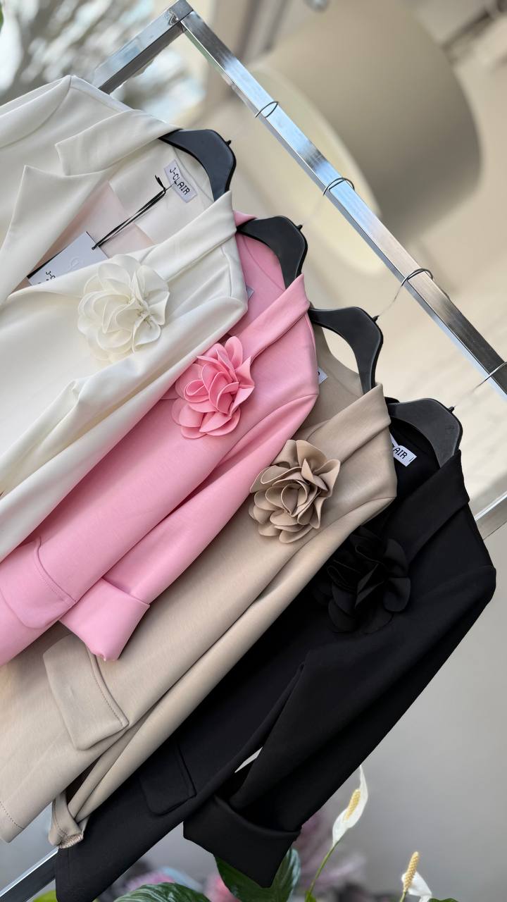 Фото Joie Clair (J-Clair)