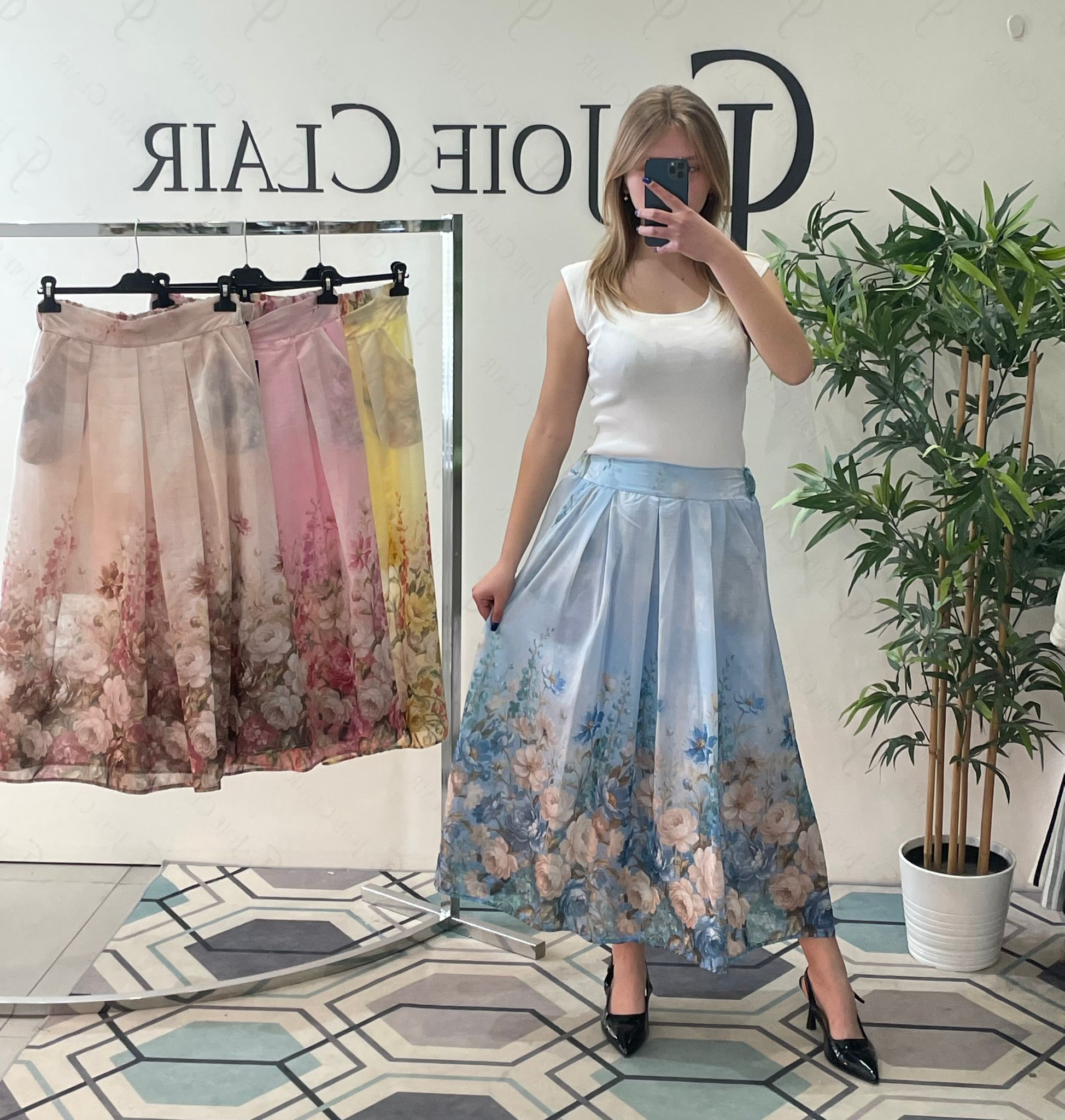 Фото Joie Clair (J-Clair)