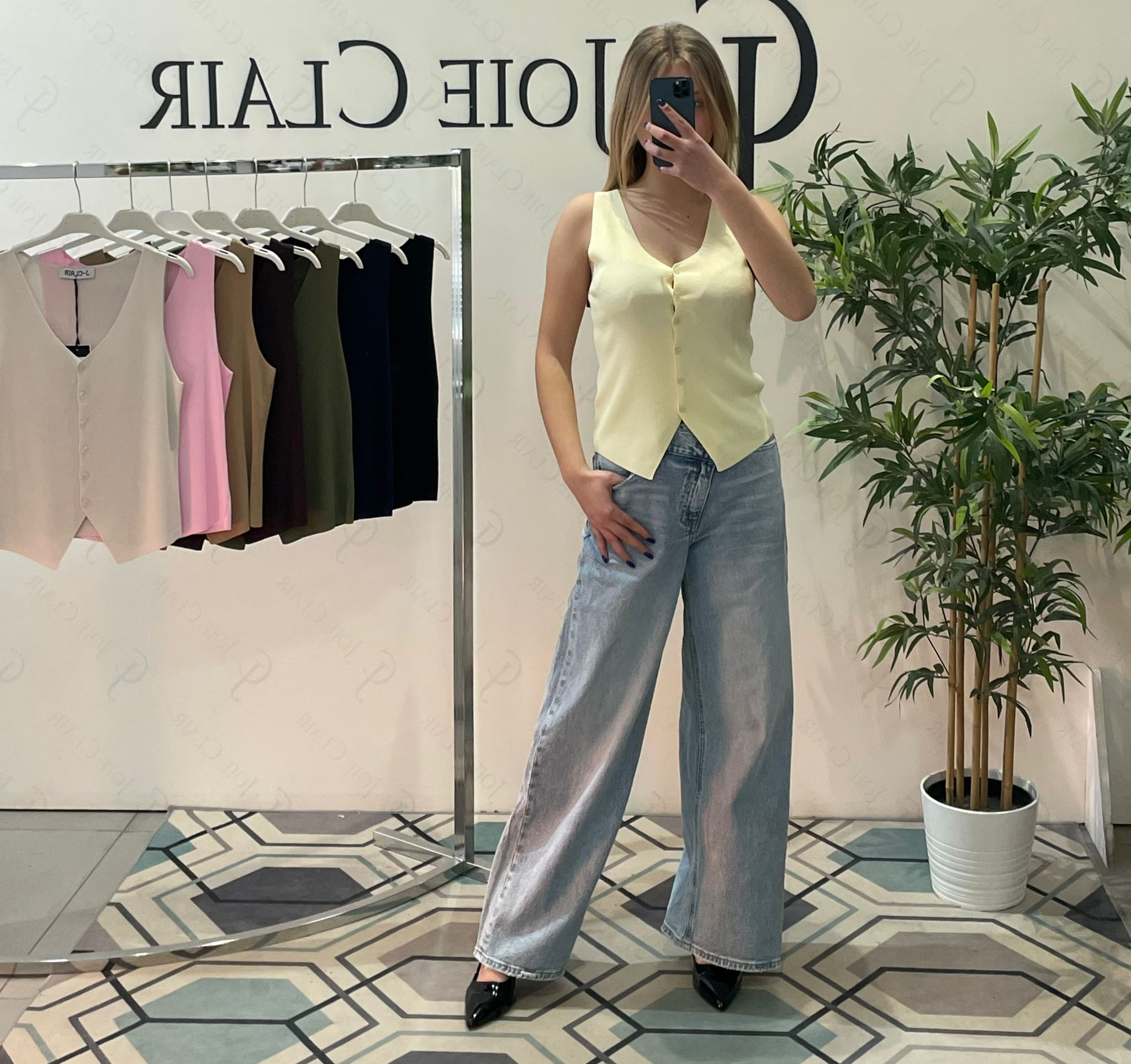 Фото Joie Clair (J-Clair)