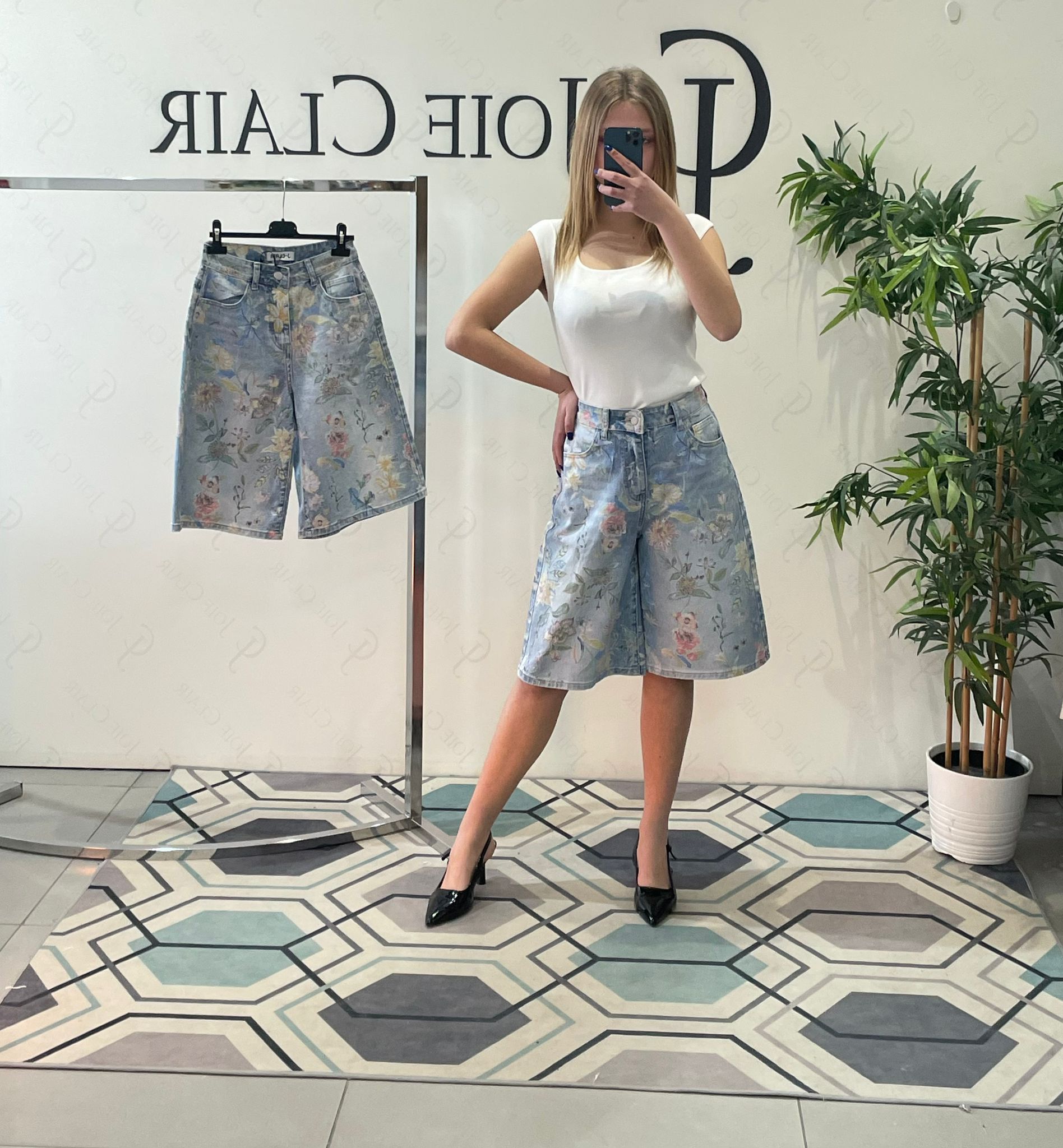 Фото Joie Clair (J-Clair)