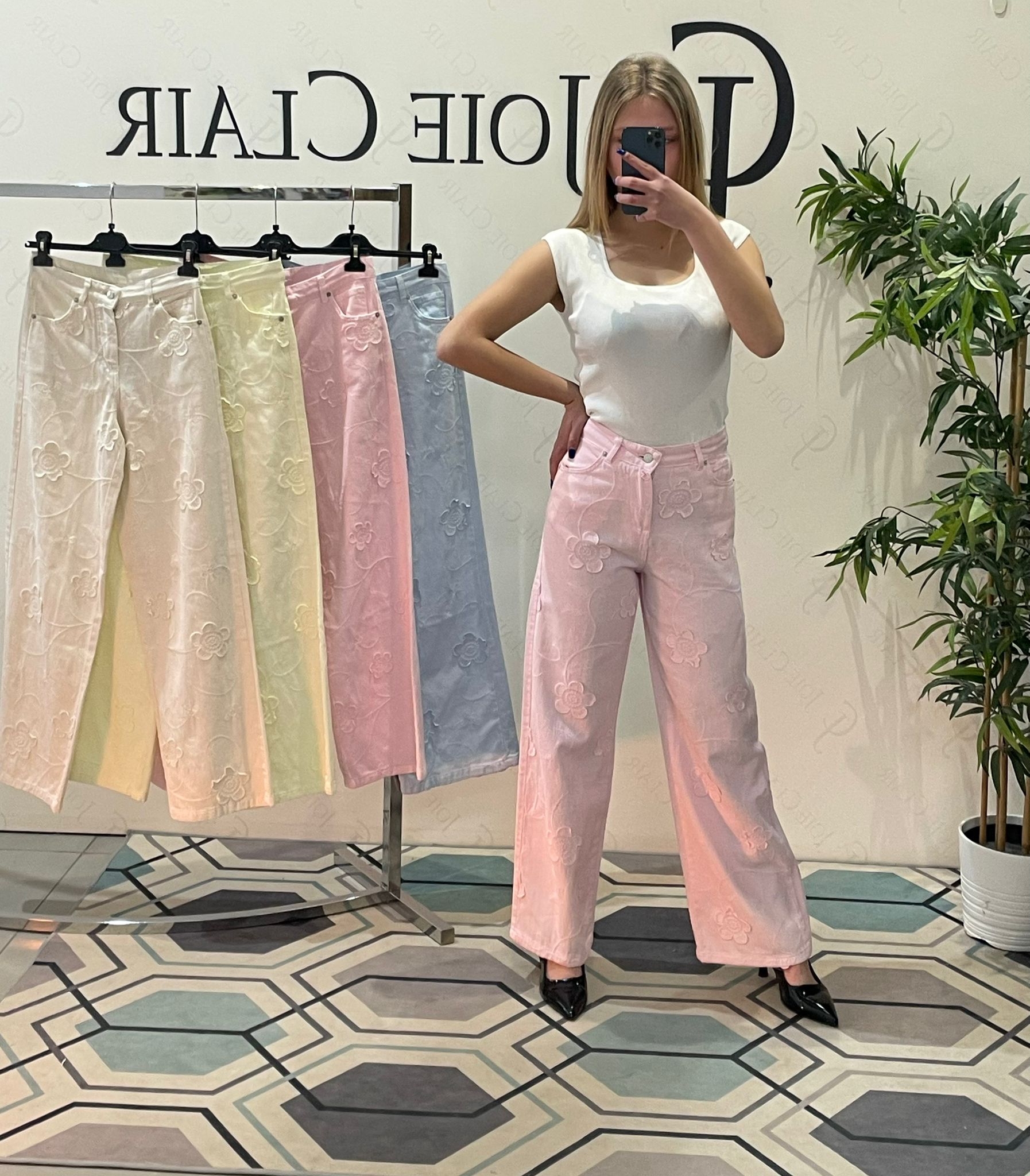 Фото Joie Clair (J-Clair)