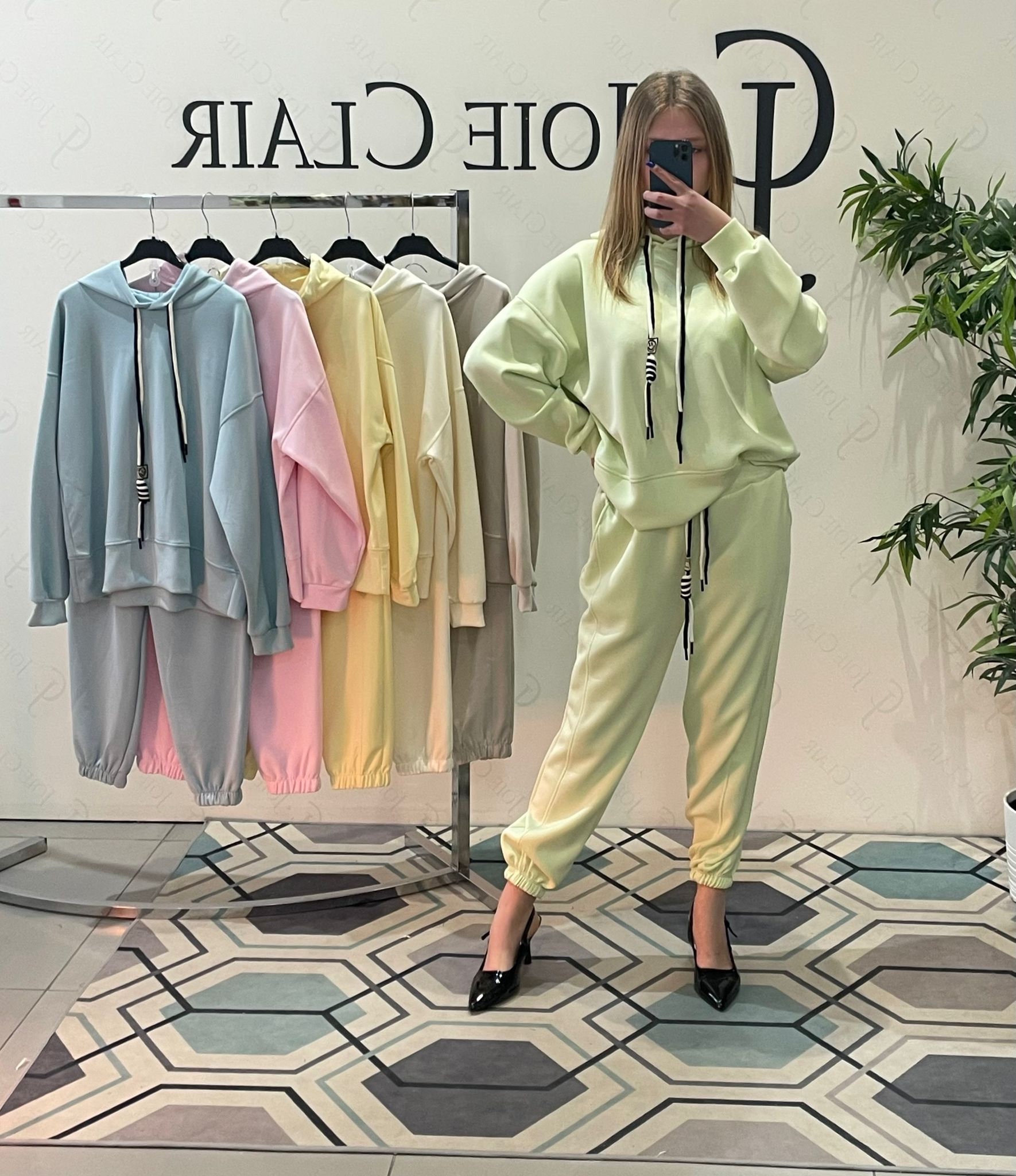 Фото Joie Clair (J-Clair)