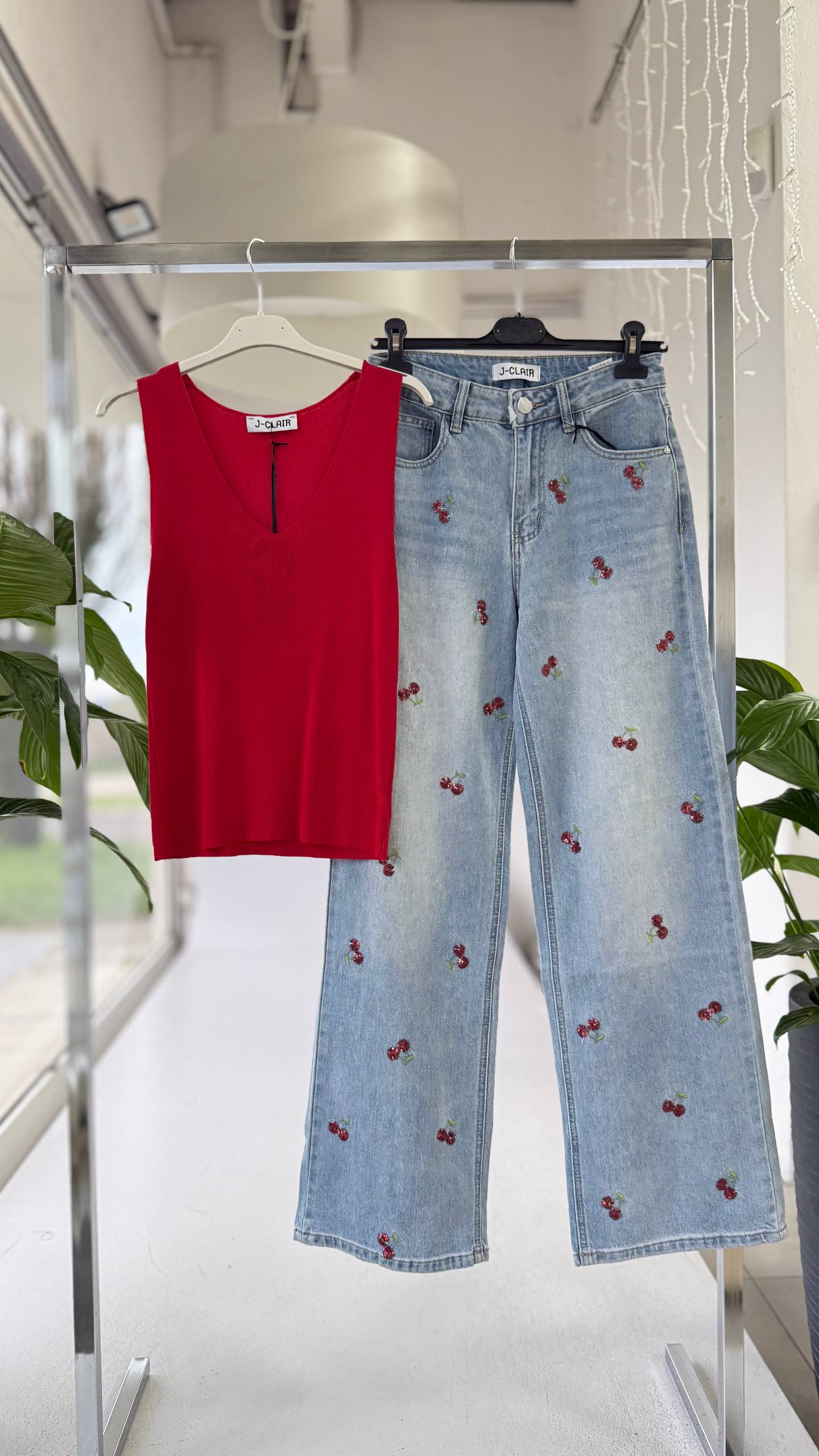 Фото Joie Clair (J-Clair)