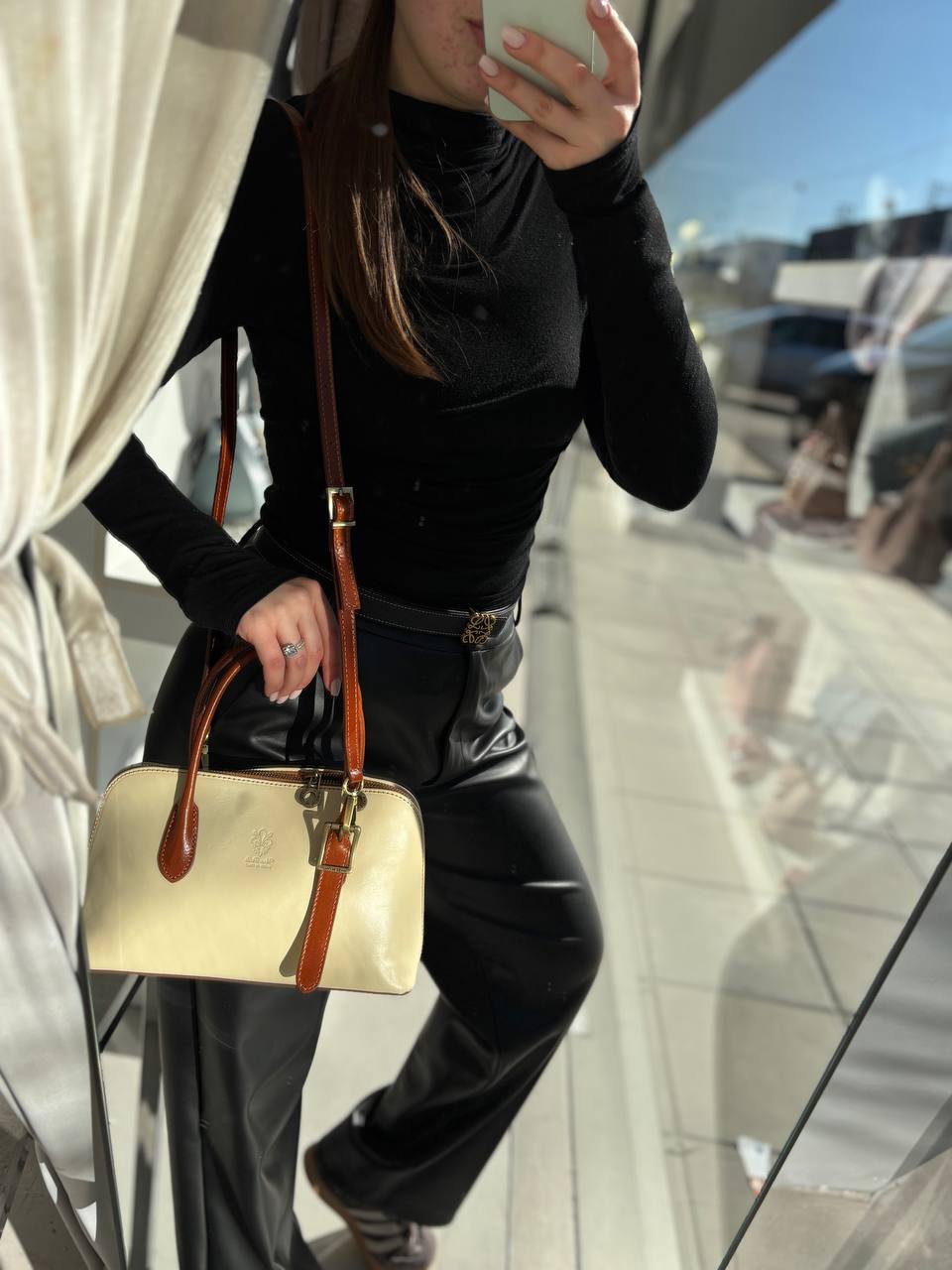 Фото Leather Country