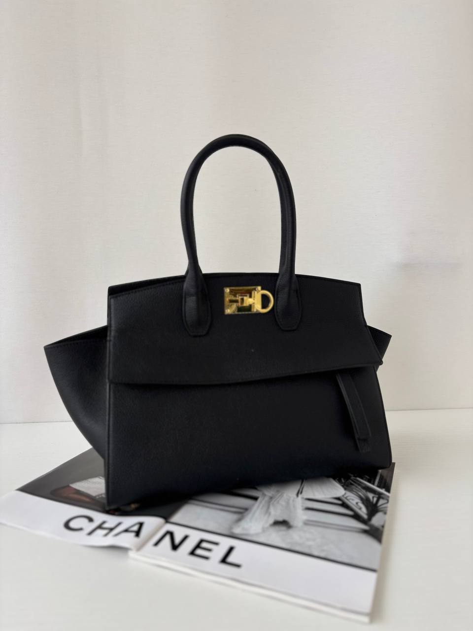 Фото Leather Country