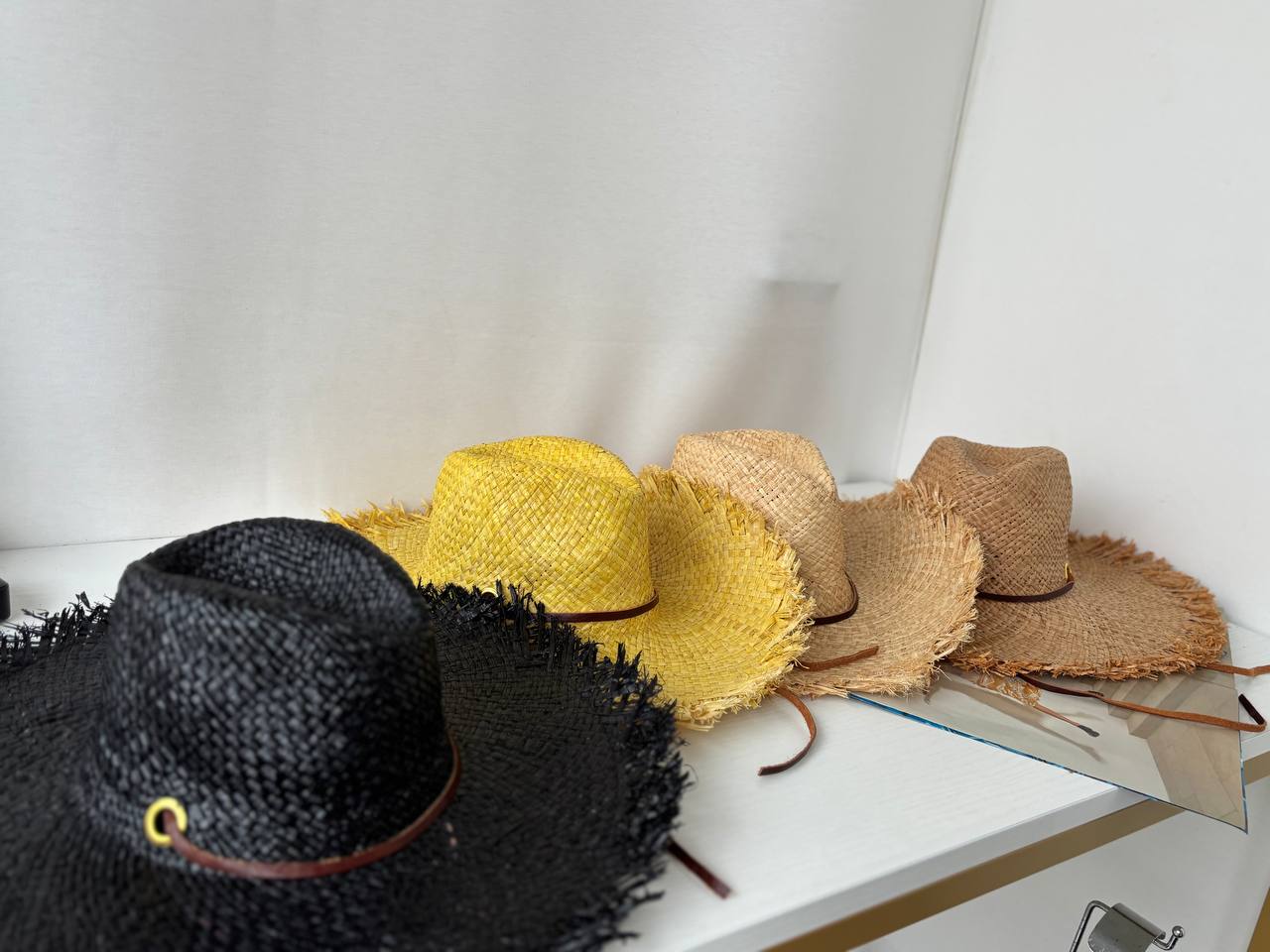 Фото Leather Country