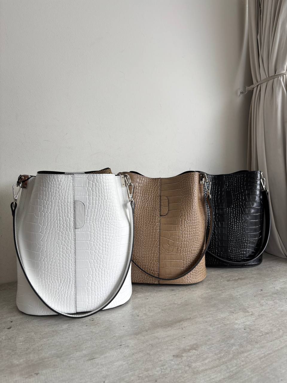 Фото Leather Country