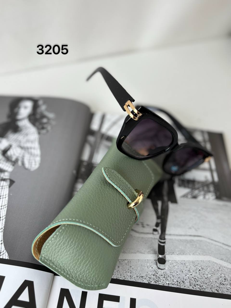 Фото Leather Country