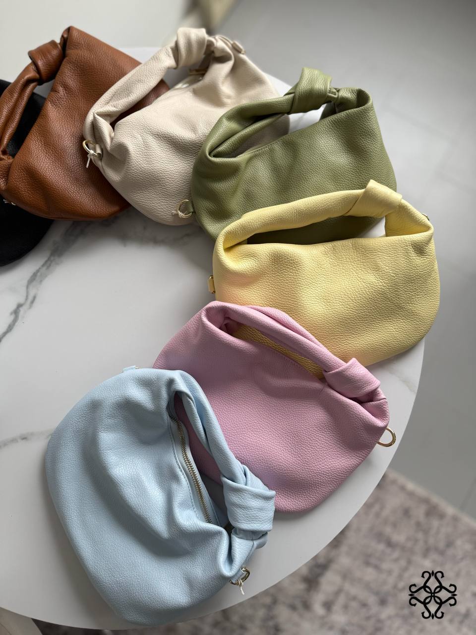 Фото Leather Country