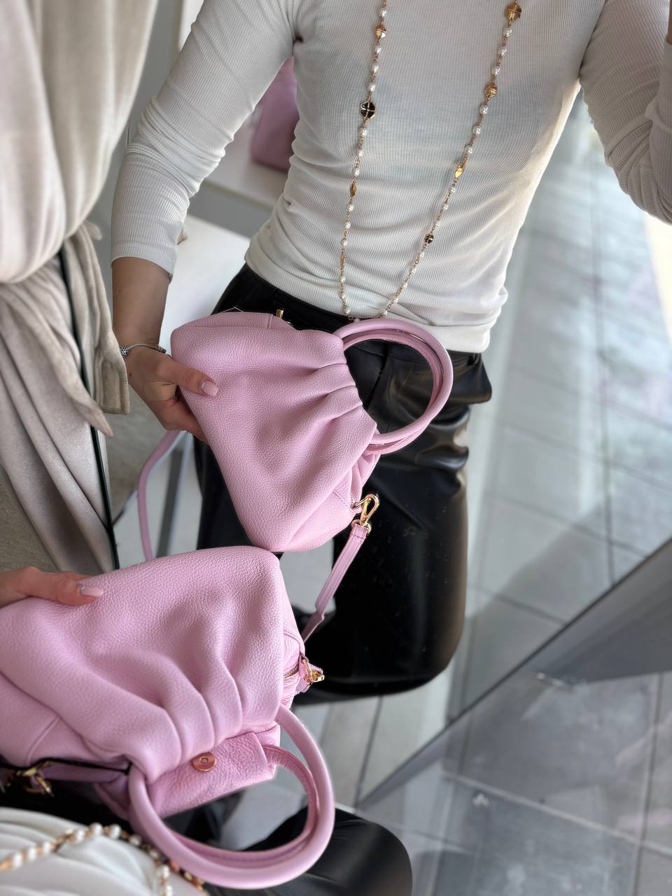 Фото Leather Country