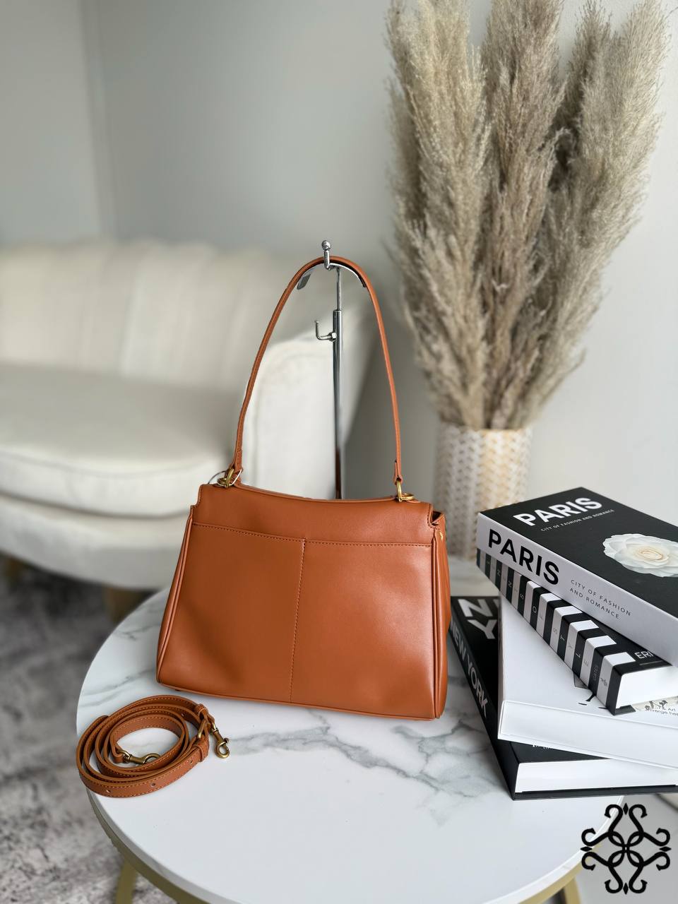 Фото Leather Country