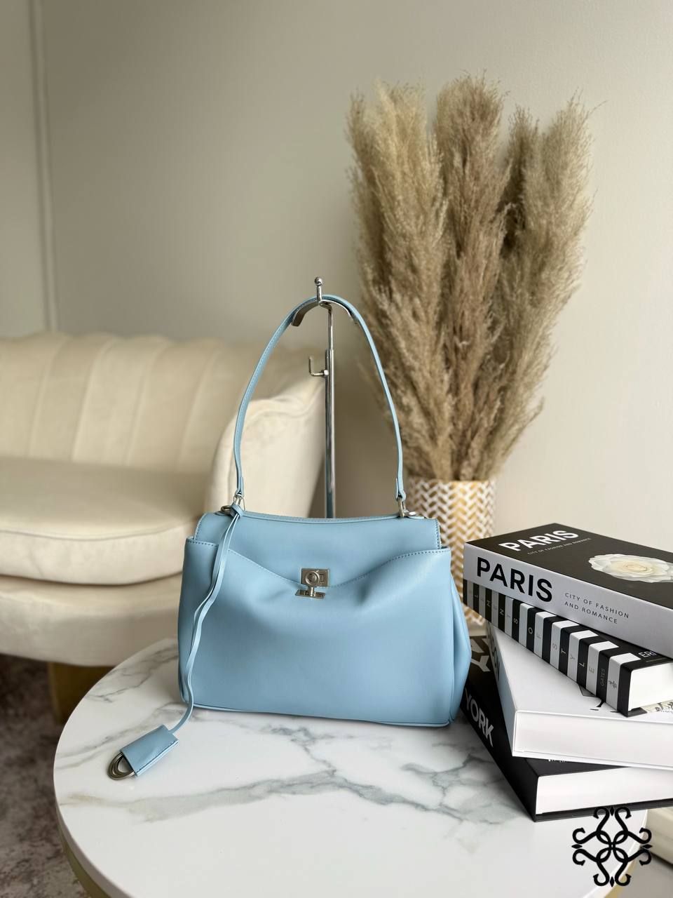 Фото Leather Country