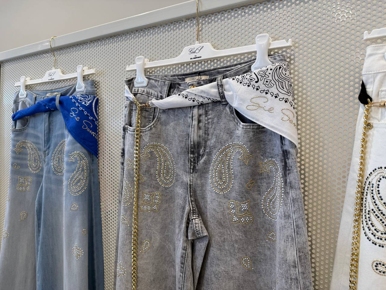 Фото Gil Santucci