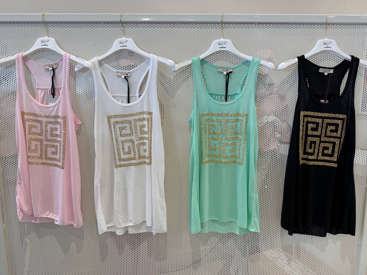 Фото Gil Santucci