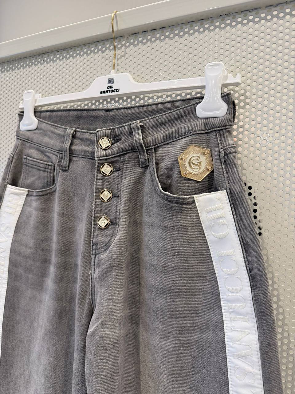 Фото Gil Santucci