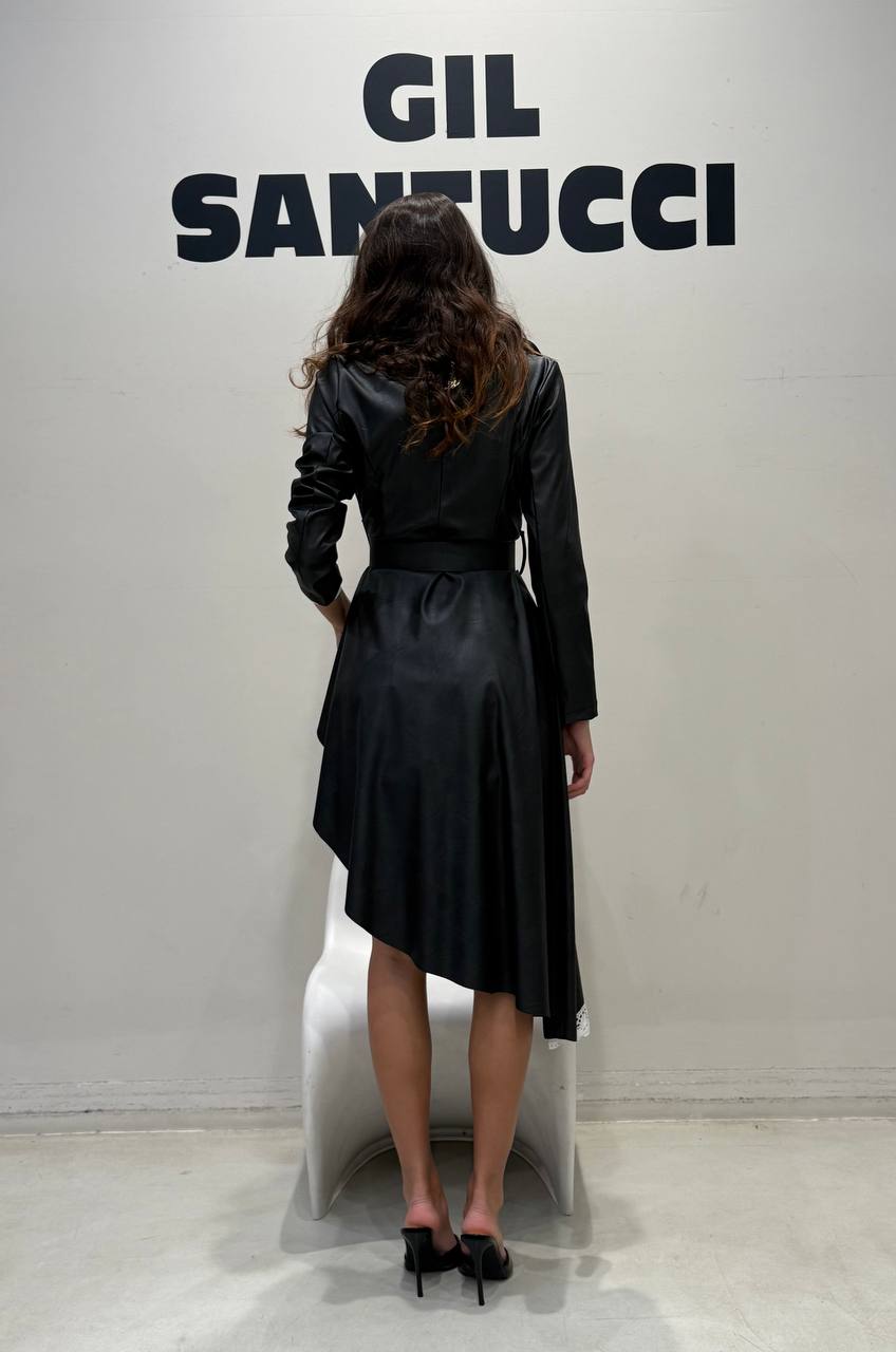 Фото Gil Santucci