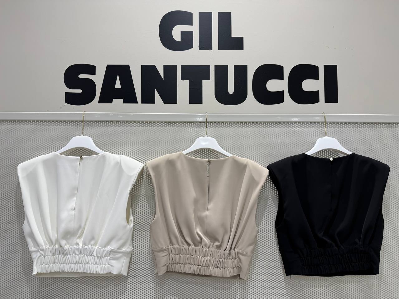 Фото Gil Santucci