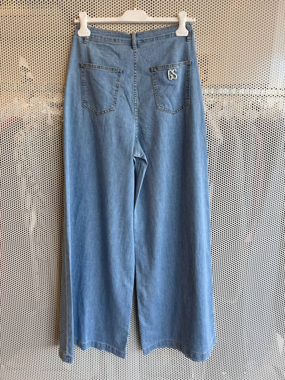 Фото Gil Santucci