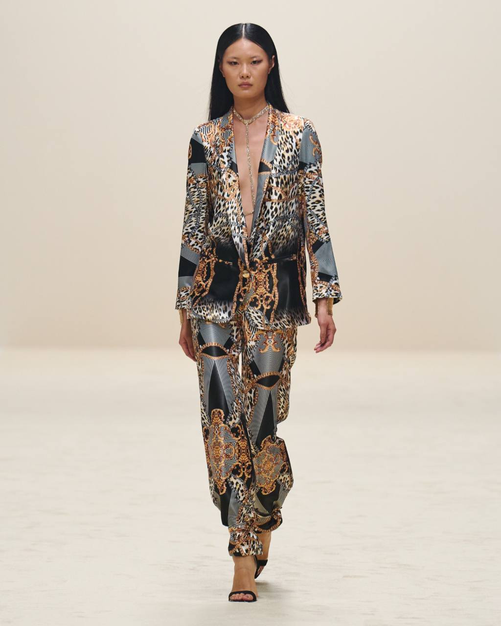 Фото Gil Santucci