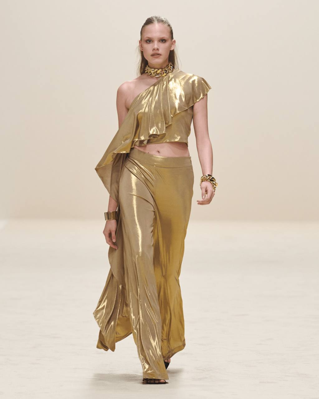 Фото Gil Santucci