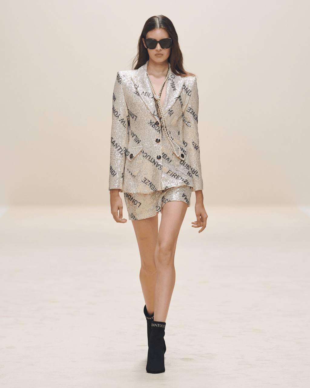 Фото Gil Santucci