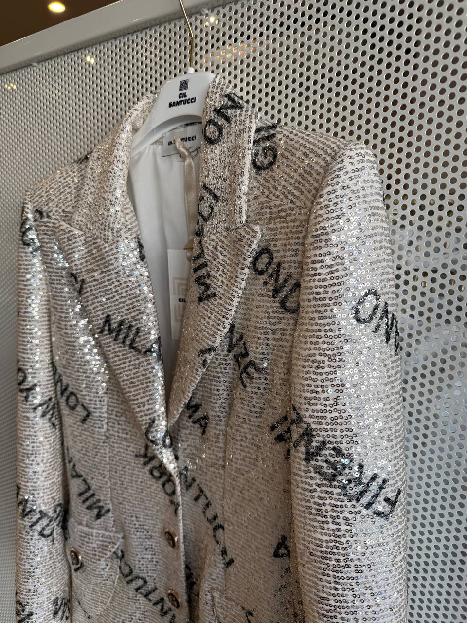 Фото Gil Santucci