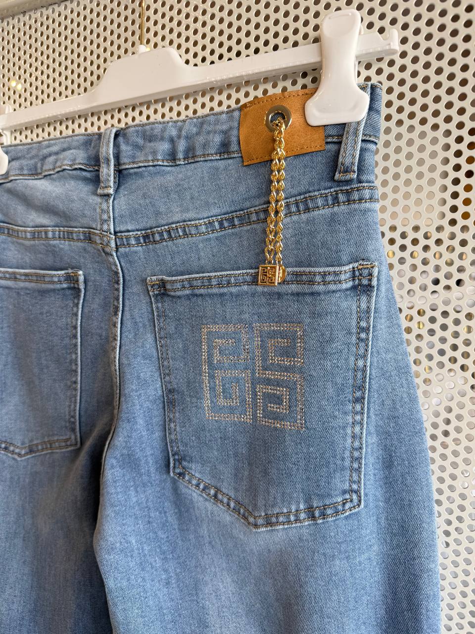 Фото Gil Santucci