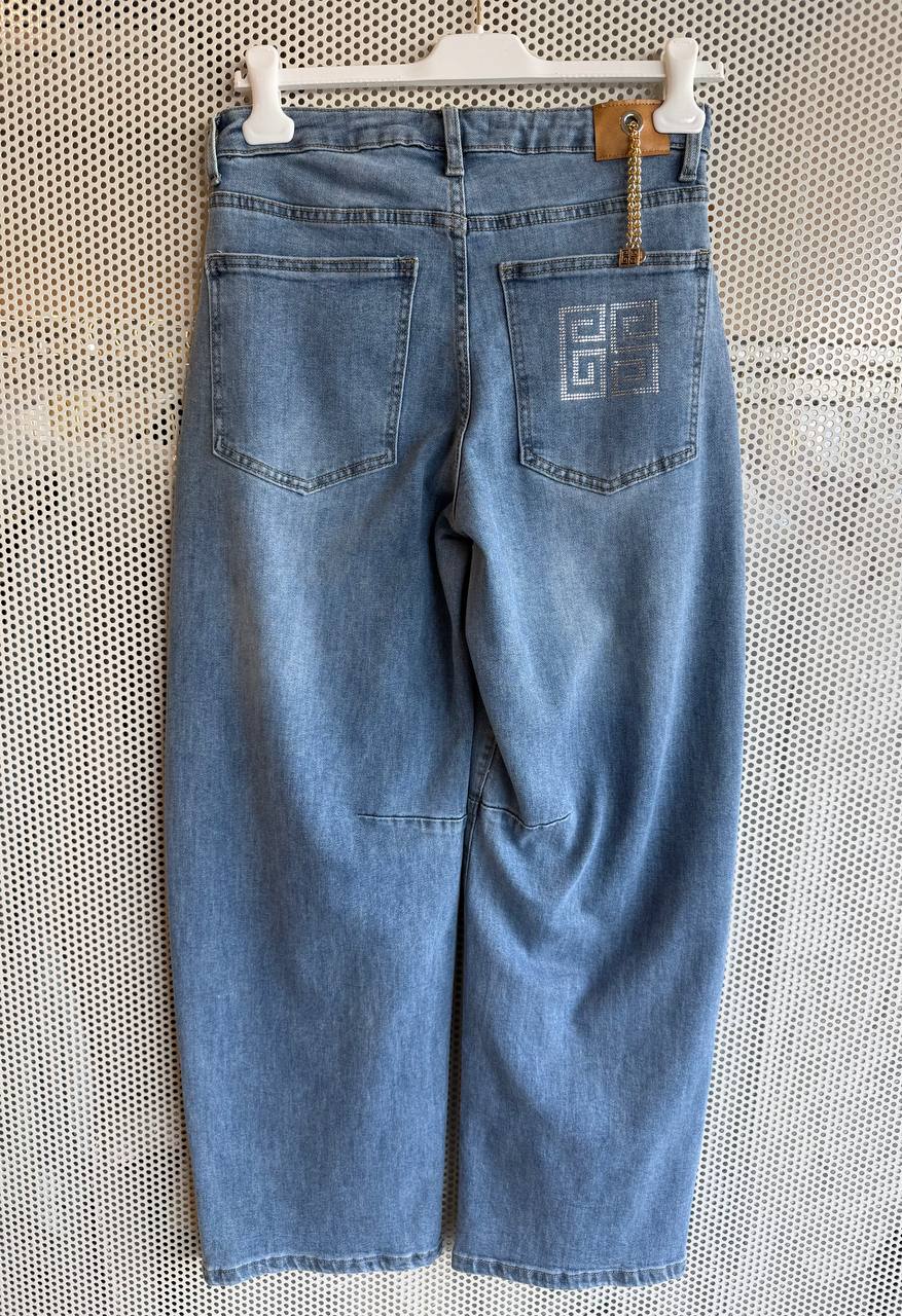 Фото Gil Santucci