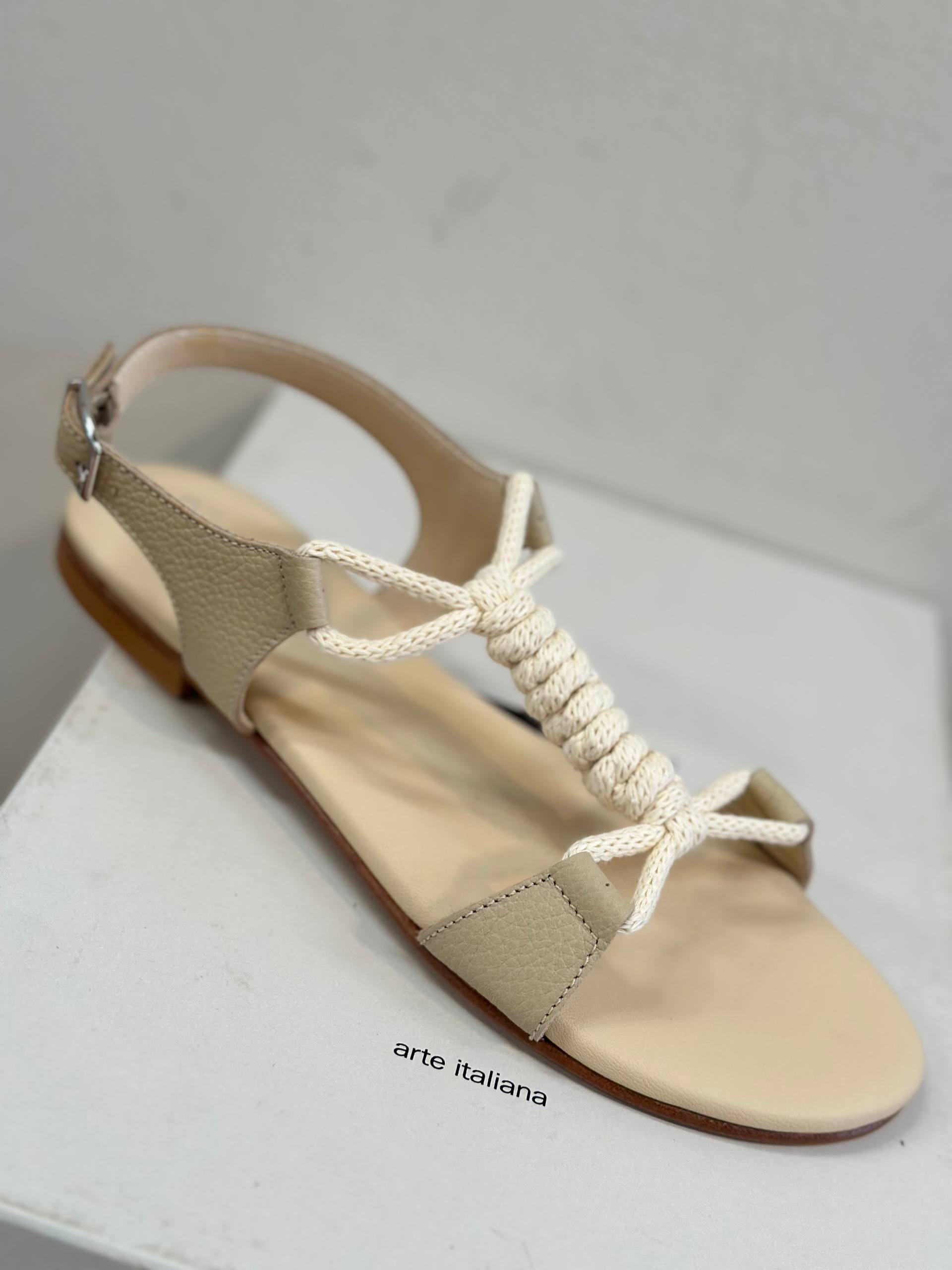 Фото Nila Nila - Обувь