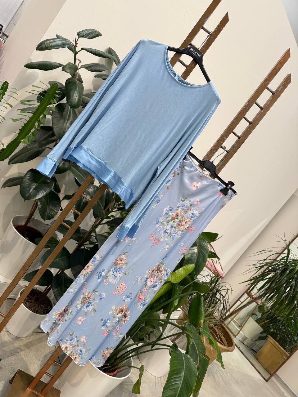 Amelie Follies (Michelle)