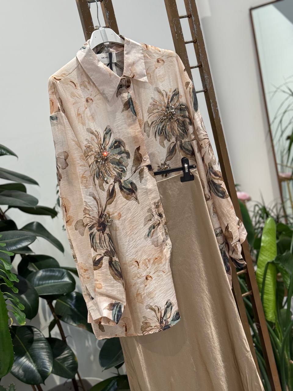 Amelie Follies (Michelle)